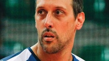 Roberto Cazzaniga, jogador de vôlei da Itália, chegou a emprestar R$ 4,3 milhões para a golpista que se passou pela modelo brasileira