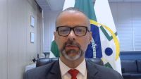 Há possibilidade de variante Ômicron já estar no Brasil, diz diretor da Anvisa