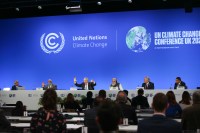 Corte de verba para combustíveis e US$ 9 bi para florestas: o 3º dia da COP26