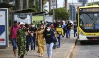 Distrito Federal volta a exigir o uso de máscaras em locais abertos