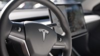 Tesla tem venda recorde de veículos fabricados na China em dezembro