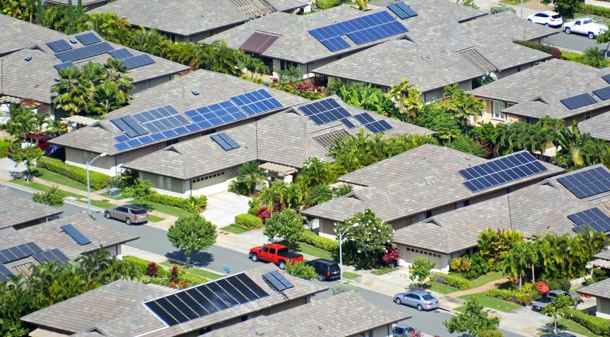 Bancos e fintechs oferecem empréstimos para energia solar residencial