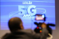 5G: Vivo e Claro levam primeiros lotes da faixa 26 GHz em 2° dia de leilão; siga