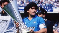 Avião tributo a Maradona é inaugurado na Argentina