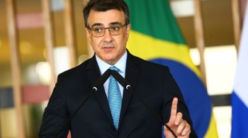 Ministro Carlos França ainda redireciona operações da embaixada brasileira em Kiev para Lviv e Chisinau, na Moldávia