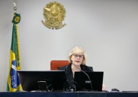 Em 2018, Rosa Weber defendeu que perdão não afasta outros efeitos, como inelegibilidade