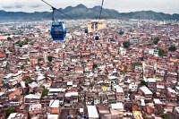 “Bolsa de Valores das Favelas” busca sócios; veja como funciona