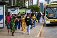 Brasil registra mais de 1,2 milhão de infecções por Covid-19 em uma semana