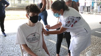 Segundo levantamento da Agência CNN, 59,06% dos brasileiros foram completamente vacinados, contra 58,9% da população dos EUA