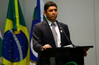 Ministro da CGU acusa Transparência Internacional de fazer política