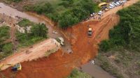 Fortes chuvas causam alagamentos e deslizamentos no litoral da Bahia