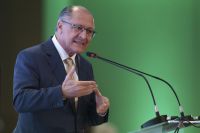 Alckmin se filia ao PSB e avança para ser vice na chapa de Lula