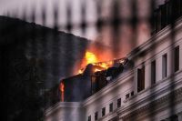 Incêndio no Parlamento sul-africano é contido, mas Assembleia está destruída