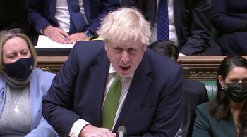 Boris Johnson luta para manter seu cargo em meio a um levante de parlamentares do Partido Conservador enfurecidos por causa de uma série de festas na residência oficial do governo britânico