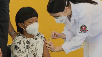 Imunizante da Pfizer, único liberado para crianças, foi aplicado em solenidade em hospital de São Paulo