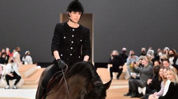 Objetivo da marca, segundo diretor criativo, era alinhar a estética muito forte do cavalo com a da alta costura, e ver como "o refinamento e a animalidade podem combinar"