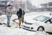 Carolina do Norte registra 600 acidentes de carro após tempestade de neve