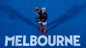 Nas redes sociais, australiana afirmou que recentes conquistas em Wimbledon e em seu país natal foram "a maneira perfeita de celebrar sua jornada incrível" no esporte
