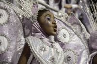 Justiça de SP proíbe entrada de crianças no Sambódromo durante Carnaval