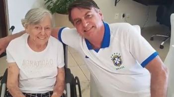 Olinda Bonturi Bolsonaro morreu na madrugada desta sexta-feira (21); presidente retornou de uma viagem ao Suriname 