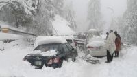 Pelo menos 16 turistas morrem em tempestade de neve no Paquistão