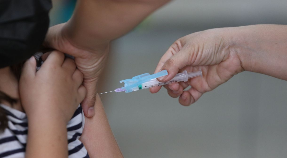 Anvisa afirmou que a vacina tem 12 meses de validade, quando armazenada a temperatura entre -90 °C e -60 °C