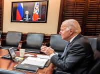 O que sabemos sobre a ligação telefônica entre Biden e Putin