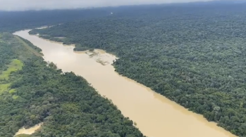 Ação acontece em decorrência de informações de contaminação no rio Tapajós