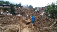 Chuva em Petrópolis para funcionamento de laboratório que sequencia genoma do coronavírus