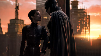Para o novo filme do Batman, que chega aos cinemas em março, a atriz revelou que precisava treinar horas por aí - além das oito horas de filmagens - para ficar em forma para a personagem