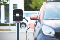 Muito além do poder aquisitivo: o que falta para o carro elétrico ganhar o Brasil