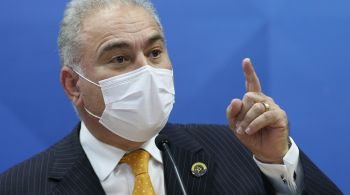 Mais cedo, ministro da Saúde havia dito que o Brasil tinha duas infecções confirmadas da nova variante, que combina as cepas Delta e Ômicron do coronavírus