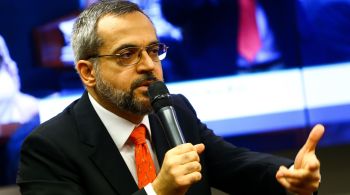 Ex-ministro da Educação fez comentários sobre membros da corte em uma entrevista, e falas se assemelham às vistas na investigação, diz Alexandre de Moraes