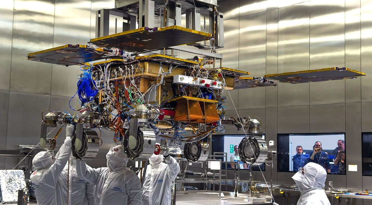 O lançamento do rover ExoMars, uma colaboração entre a ESA e a agência espacial russa Roscosmos está suspenso por conta da guerra.