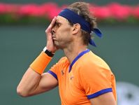 Nadal ficará afastado por até 6 semanas com fratura na costela