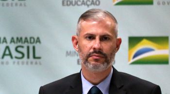 Ex-secretário-executivo do MEC, Godoy assumiu a pasta interinamente após a saída de Ribeiro no final de março; Bolsonaro já havia antecipado efetivação à CNN