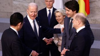 Joe Biden e a presidente da Comissão Europeia, Ursula von der Leyen, emitiram comunicado após a reunião da Otan nesta quinta-feira (24)