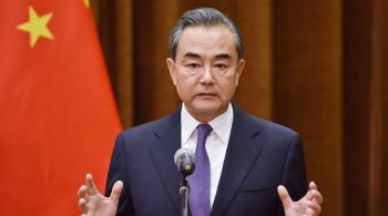 Wang Yi reforçou que o país não vai ceder à pressão externa e irá continuar com "julgamentos independentes"