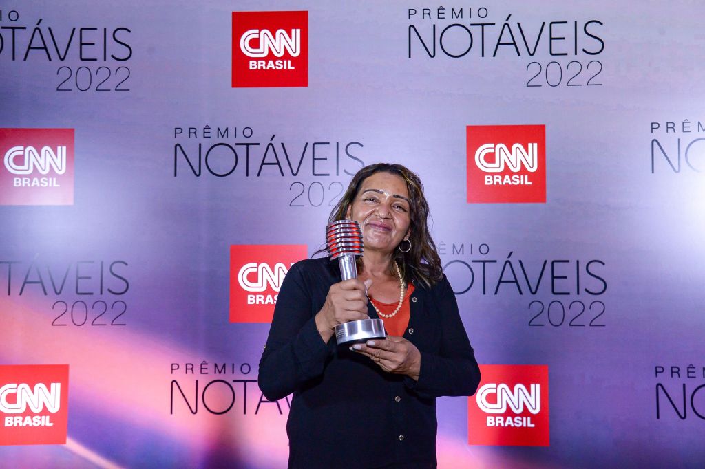 Maria Madalena, auxiliar de limpeza do HCor, é a Heroína do Ano do Prêmio Notáveis CNN 2022