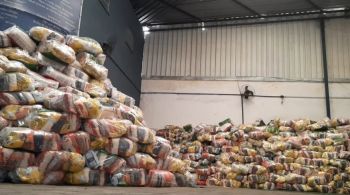 Ainda restam 7.250 cestas disponíveis, que estão armazenadas em um depósito em Mesquita, no Rio de Janeiro