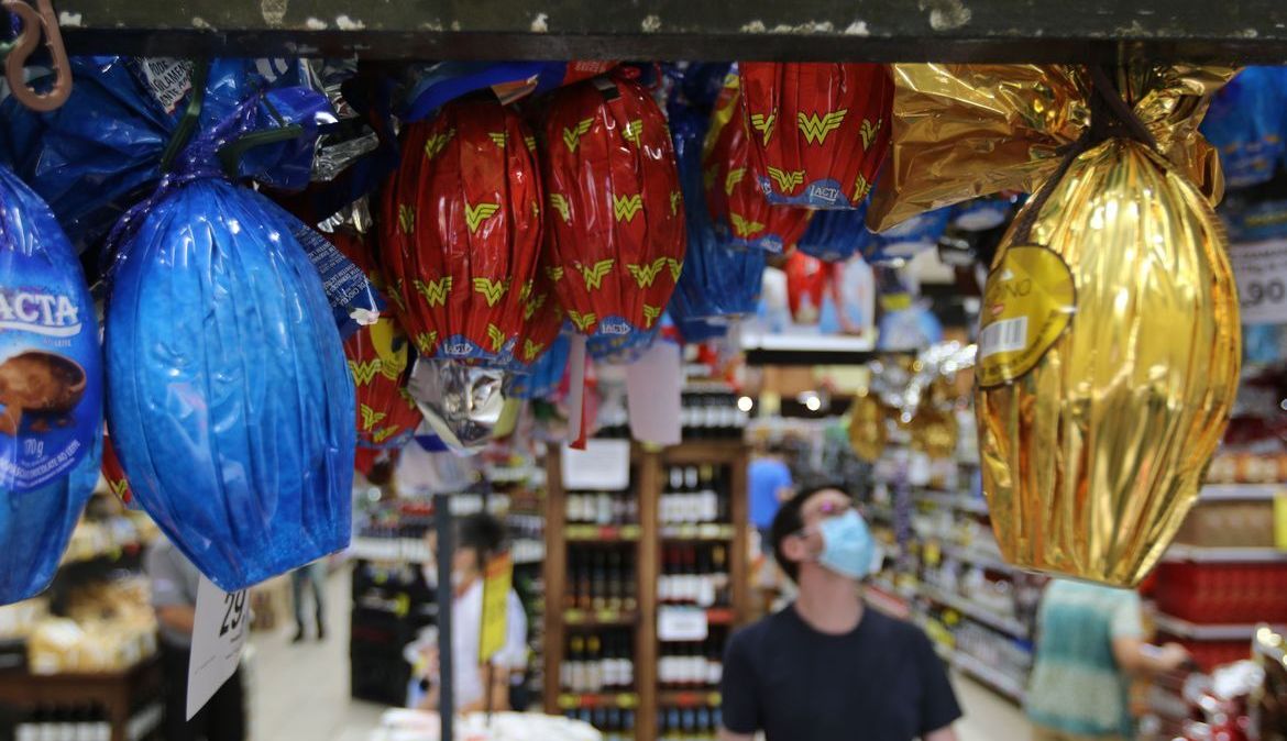 Três em cada quatro (75%) pretendem presentear com chocolate este ano