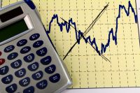 Inflação em 12 meses no Brasil fica abaixo do teto da meta em novembro