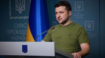 Presidente da Ucrânia afirmou que o país perdeu aproximadamente 1.300 soldados até o sábado (12)