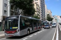 Tarifa de ônibus em São Paulo não vai aumentar em 2022, afirma Ricardo Nunes