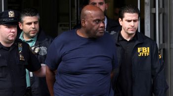Frank James já teve nove passagens pela polícia; promotores federais apresentaram queixa que pode colocar o suspeito em prisão perpétua