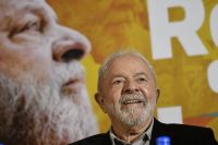 “Estou de volta para me candidatar à Presidência”, diz Lula