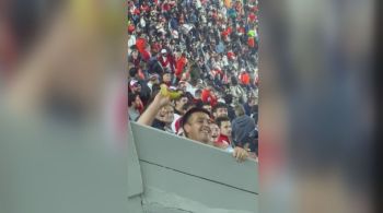 Ato racista aconteceu no duelo entre as equipes na quarta-feira (13), no estádio Monumental de Núñez, em Buenos Aires