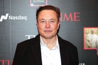 Elon Musk faz oferta para comprar Twitter