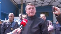 Bolsonaro diz à CNN que governo marcará reunião com representante do WhatsApp