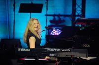 Pianista brasileira Eliane Elias leva prêmio de melhor de jazz latino no Grammy 2022